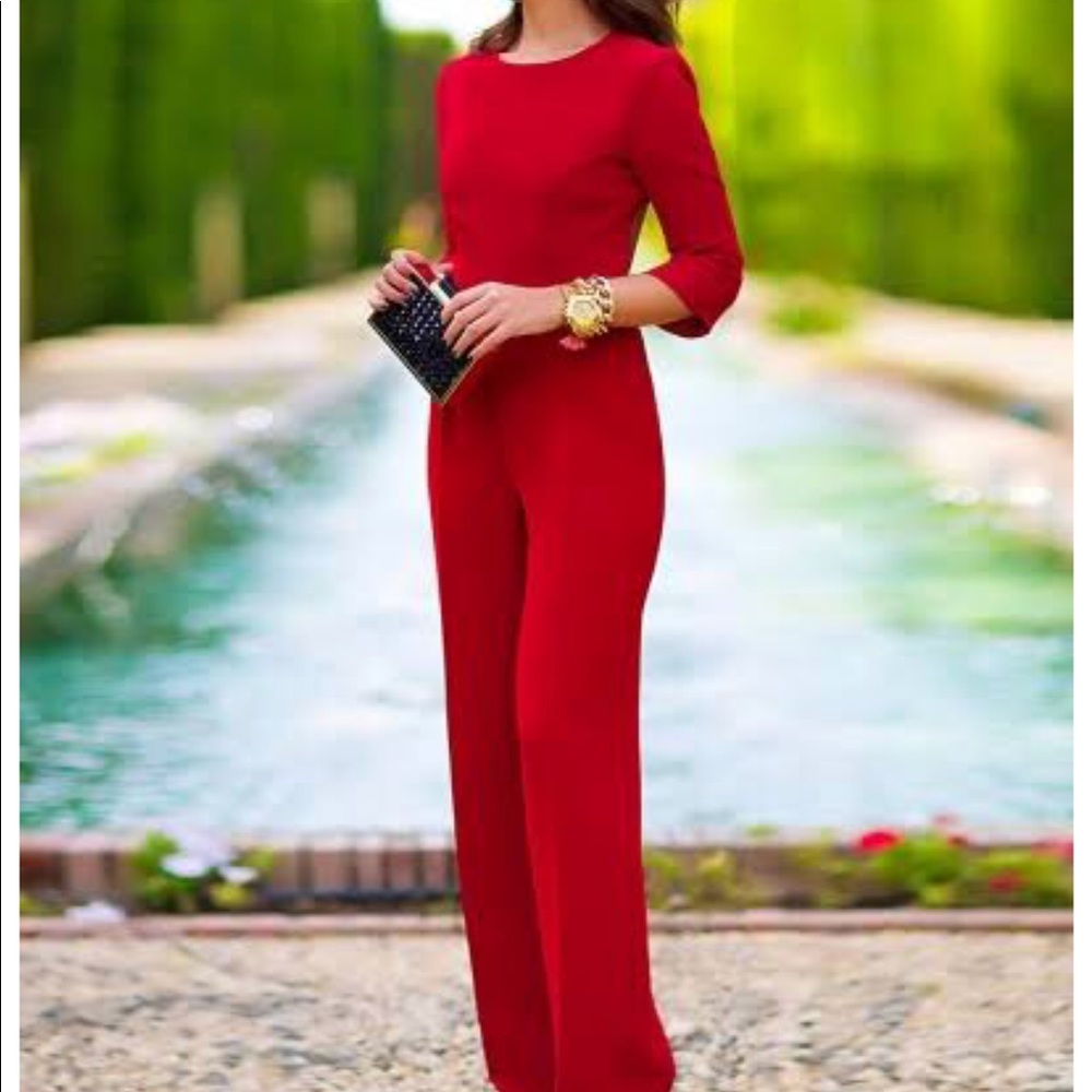 RED Backless Jumpsuit with 3/4 sleeves❤️